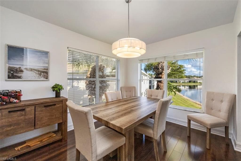 866 Carrick Bend CIR 201-12