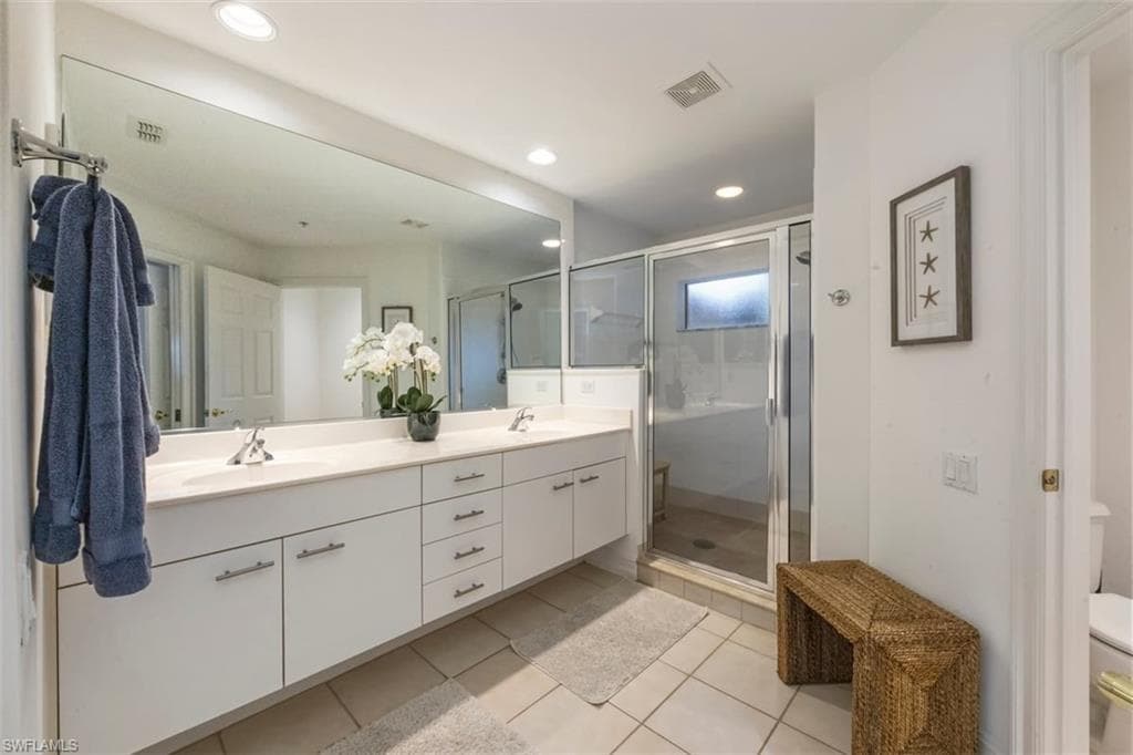 866 Carrick Bend CIR 201-19