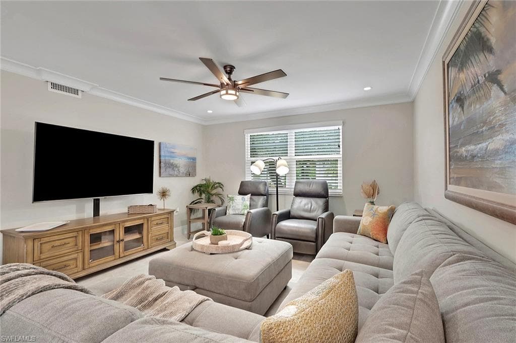 642 12th AVE S, NAPLES FL 34102-1