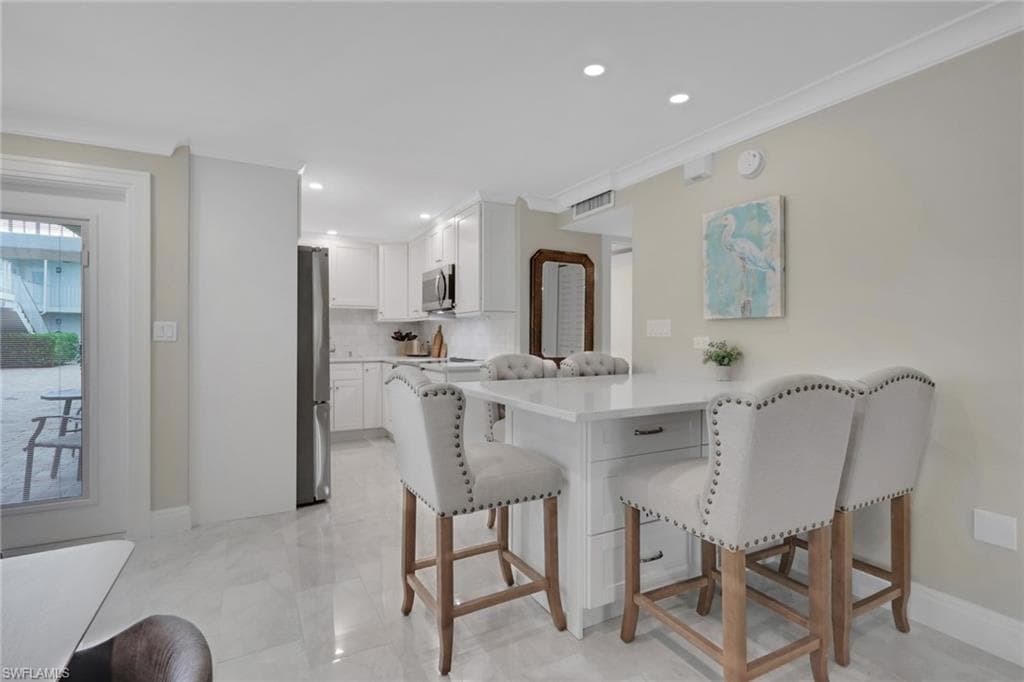 642 12th AVE S, NAPLES FL 34102-5