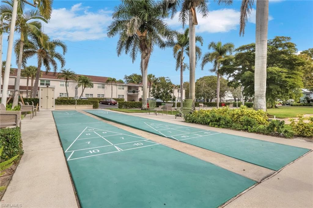 642 12th AVE S, NAPLES FL 34102-16