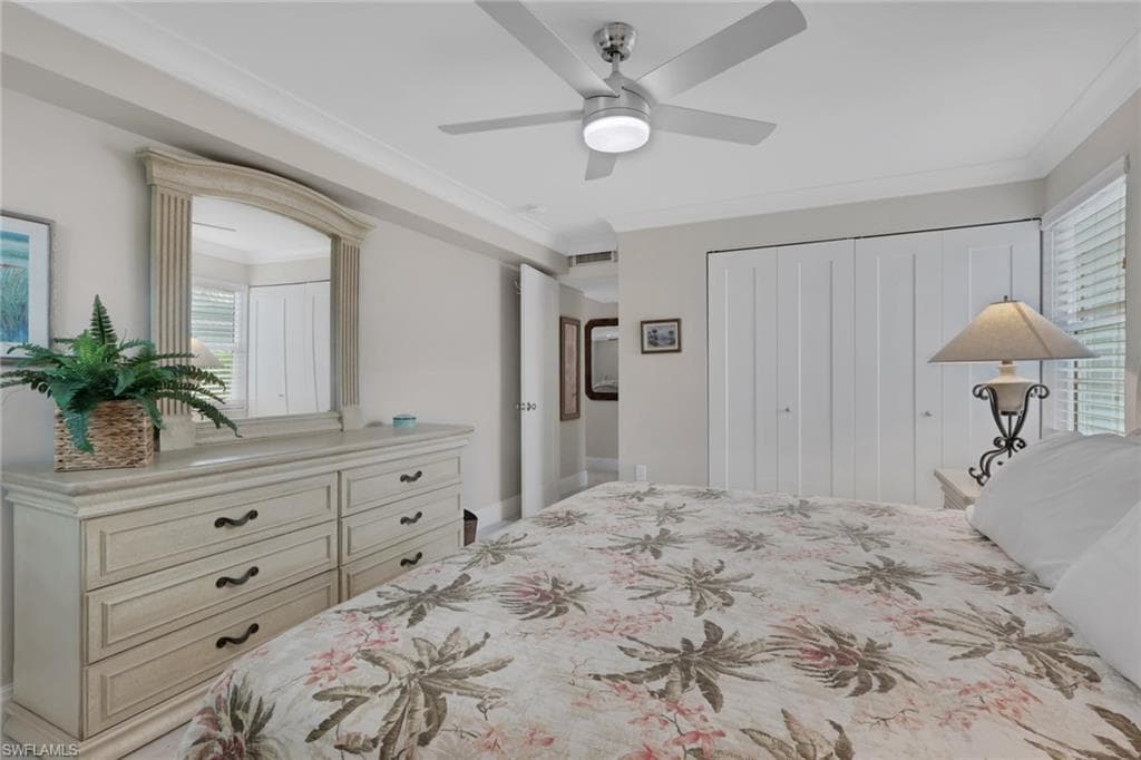 642 12th AVE S, NAPLES FL 34102-11