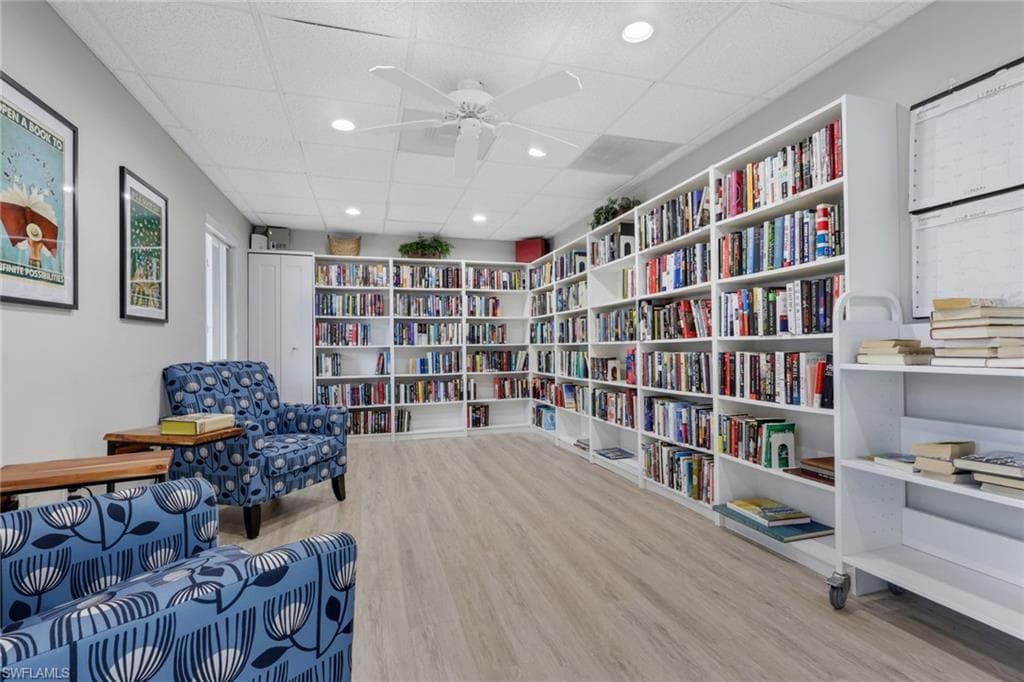 642 12th AVE S, NAPLES FL 34102-21