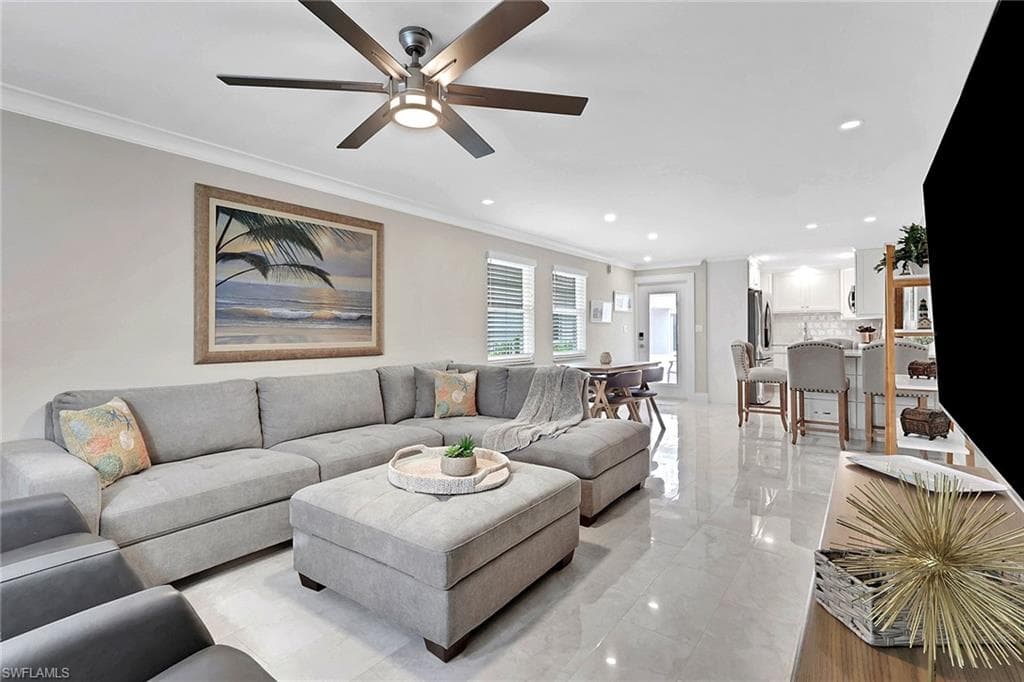 642 12th AVE S, NAPLES FL 34102-4