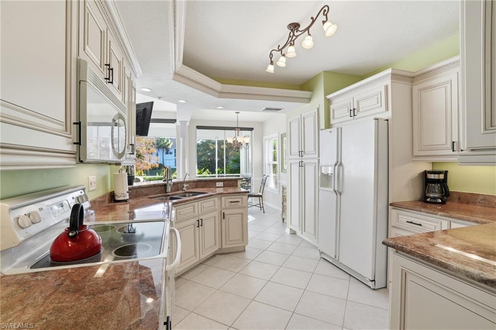 6838 Lantana Bridge RD # 103, NAPLES FL 34109-9