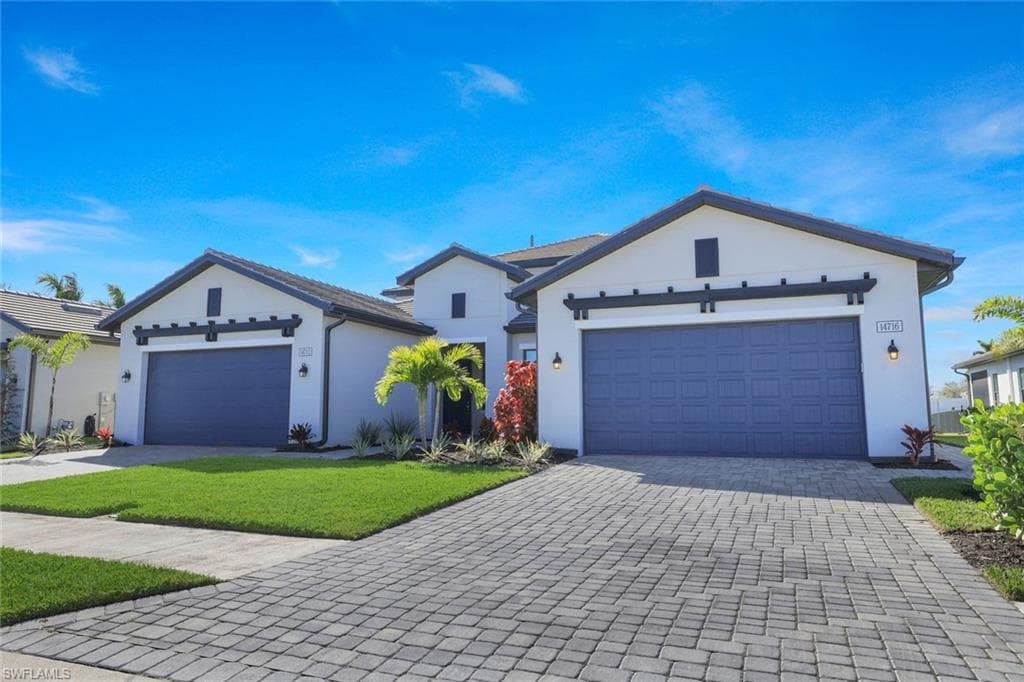 14716 Kingfisher LOOP, NAPLES FL 34120-20