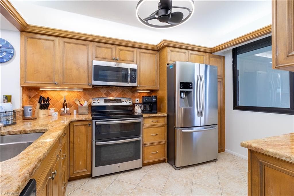 4253 Bay Beach LN # G2, FORT MYERS BEACH FL 33931-4