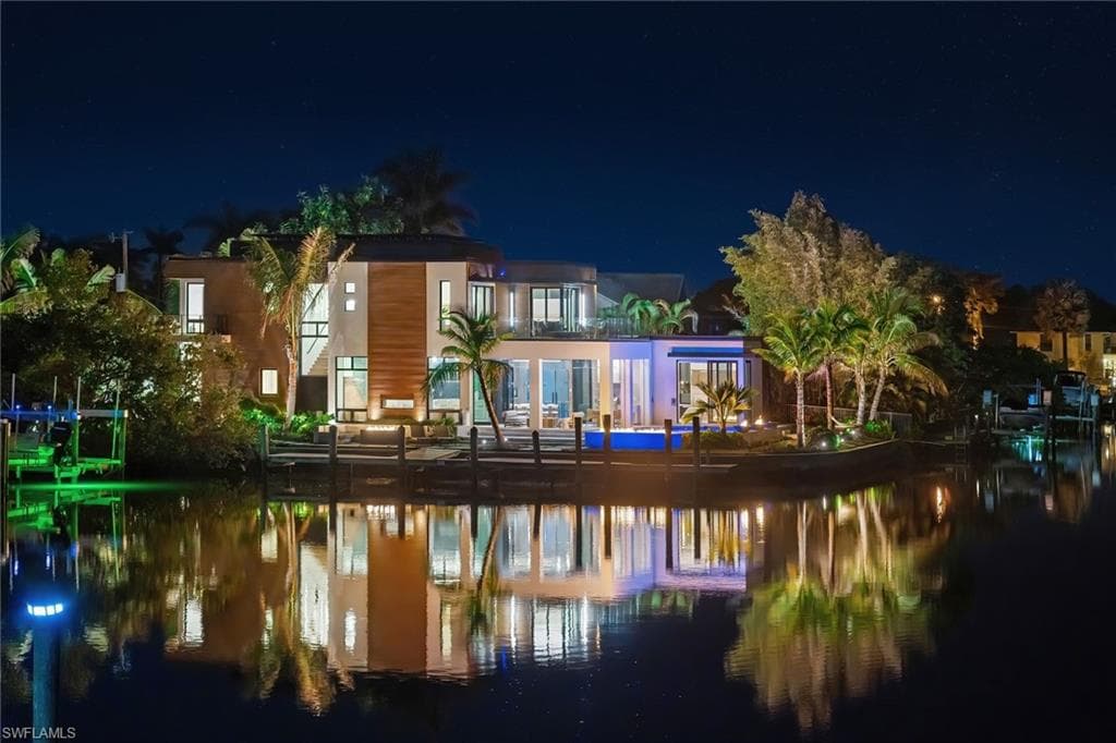 1100 Sandpiper ST, NAPLES FL 34102-45