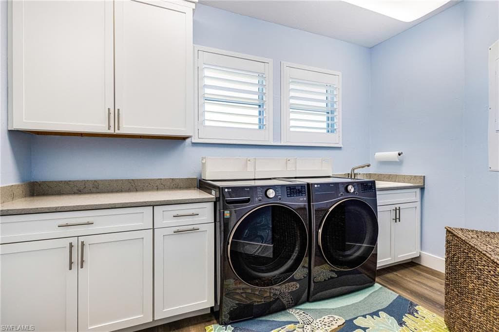 454 Sea Oats DR, SANIBEL FL 33957-29