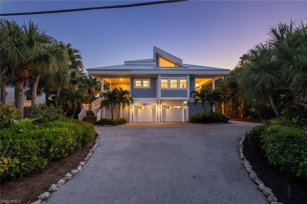 454 Sea Oats DR, SANIBEL FL 33957-40