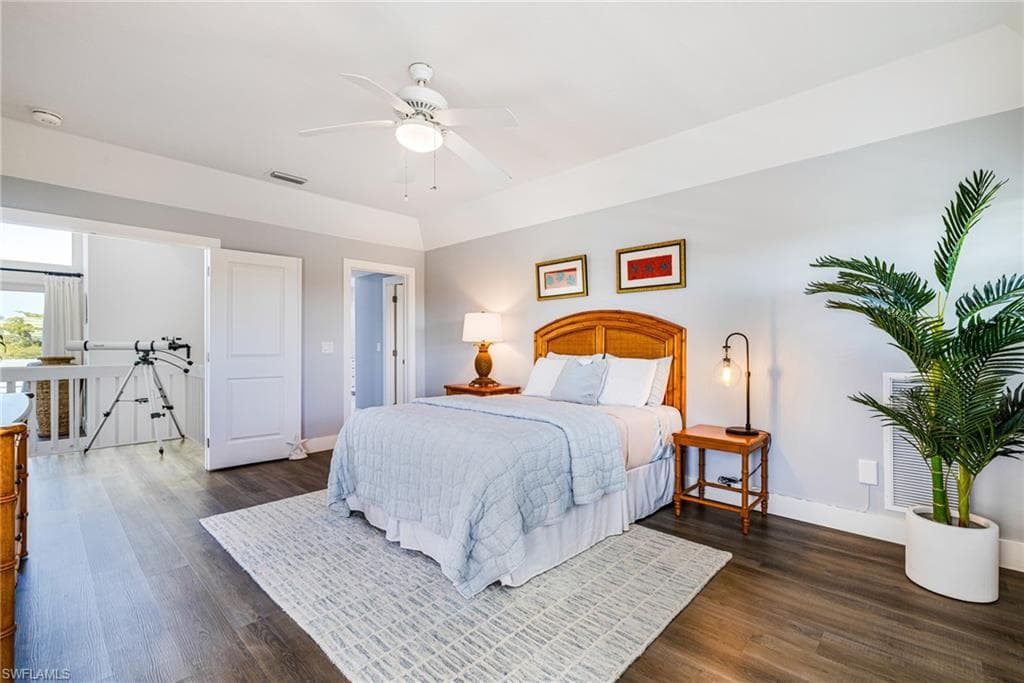 454 Sea Oats DR, SANIBEL FL 33957-14