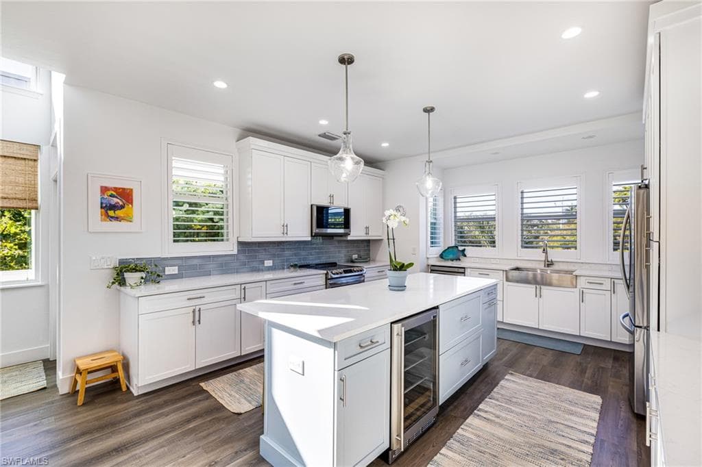 454 Sea Oats DR, SANIBEL FL 33957-10
