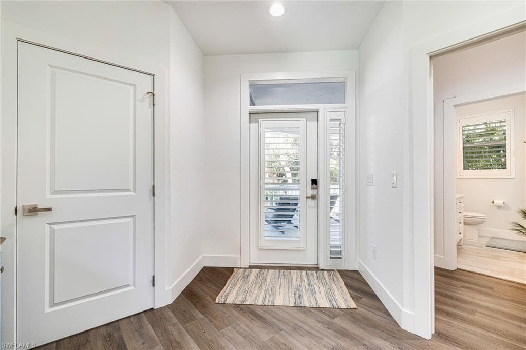 454 Sea Oats DR, SANIBEL FL 33957-30
