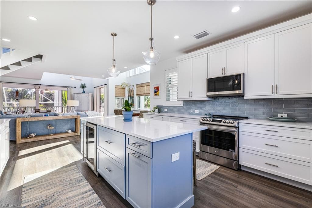 454 Sea Oats DR, SANIBEL FL 33957-7