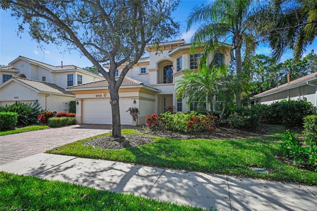 12723 Aviano DR, NAPLES FL 34105-1