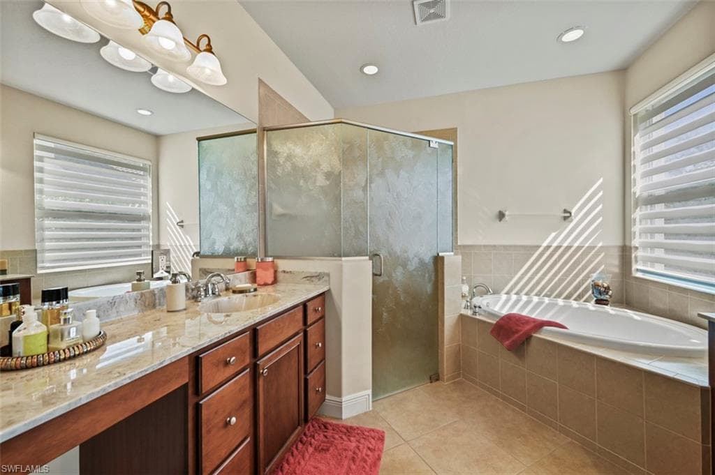 12723 Aviano DR, NAPLES FL 34105-11