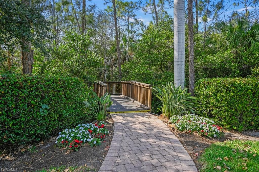 12723 Aviano DR, NAPLES FL 34105-24