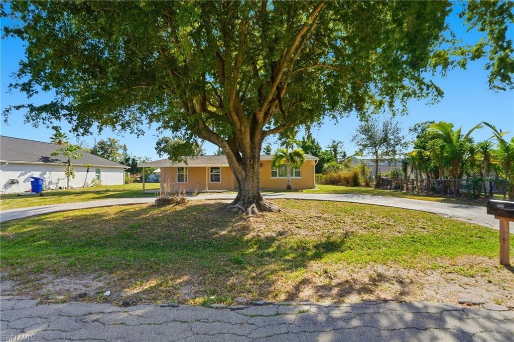 2414 Braman AVE, FORT MYERS FL 33901-1