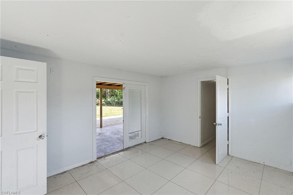 2414 Braman AVE, FORT MYERS FL 33901-21