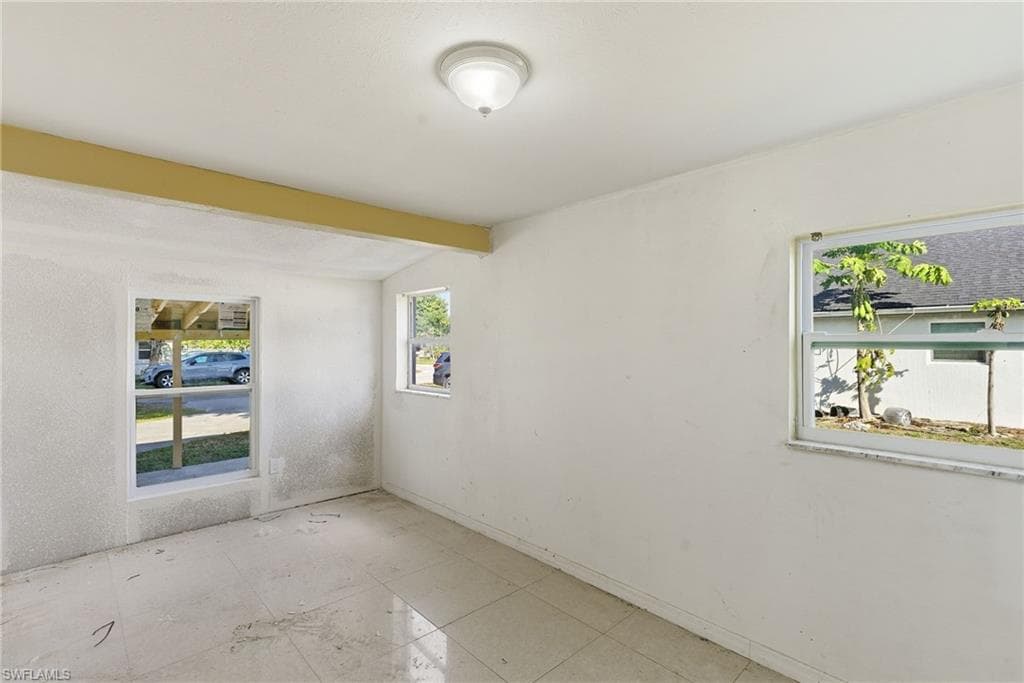 2414 Braman AVE, FORT MYERS FL 33901-14