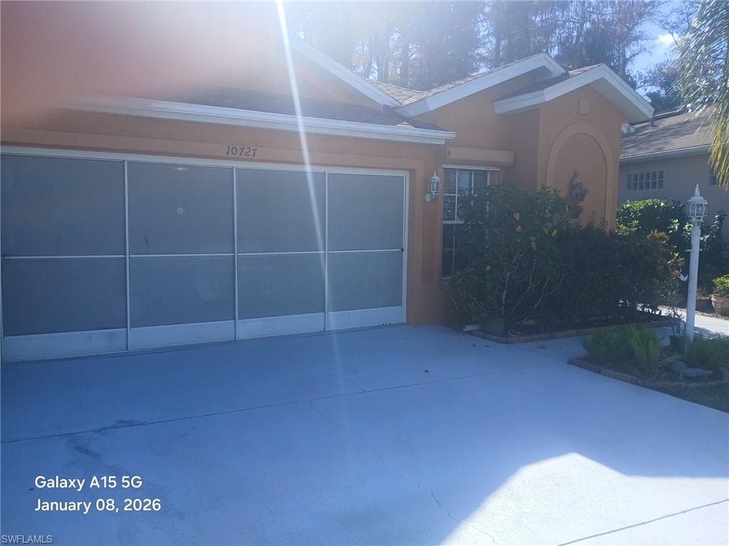 10727 Maui CIR, ESTERO FL 33928-5