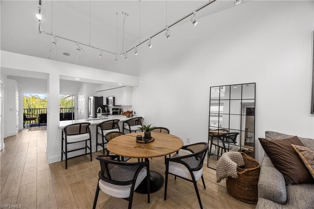 28871 Bermuda Lago CT # 304, BONITA SPRINGS FL 34134-6