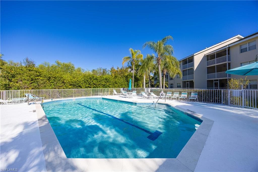 28871 Bermuda Lago CT # 304, BONITA SPRINGS FL 34134-32