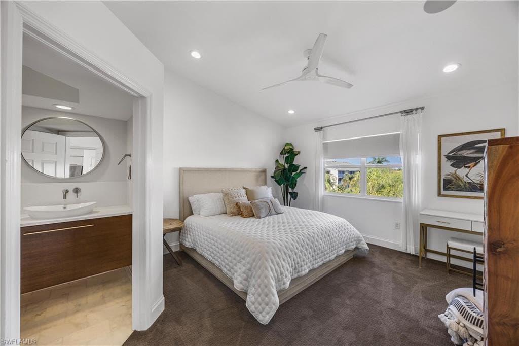 28871 Bermuda Lago CT # 304, BONITA SPRINGS FL 34134-17