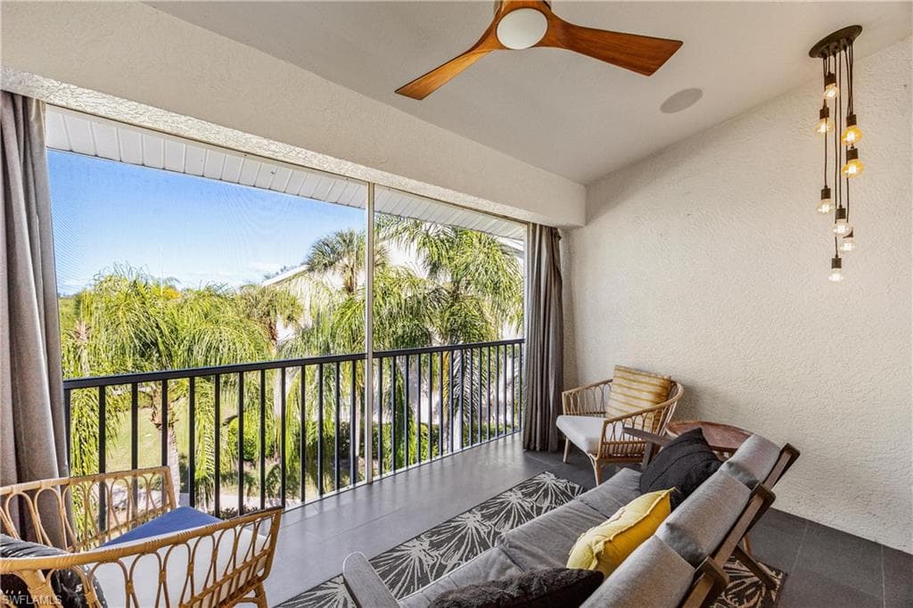 28871 Bermuda Lago CT # 304, BONITA SPRINGS FL 34134-28