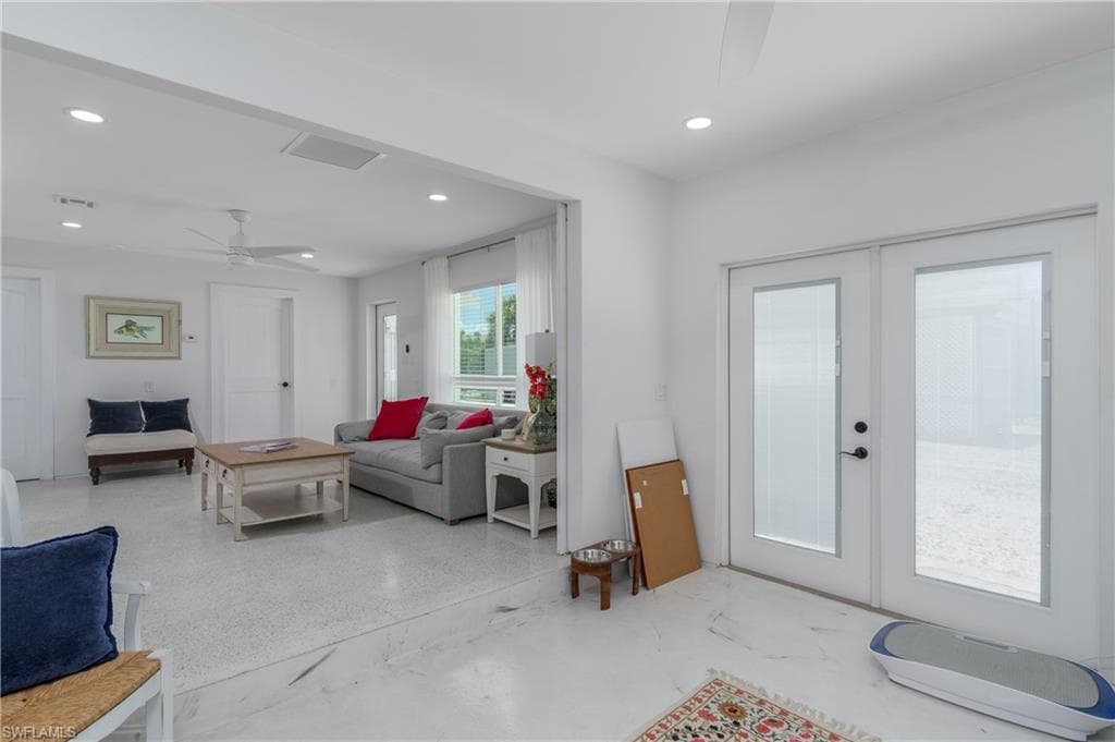 450 Birdsong PL, SANIBEL FL 33957-12
