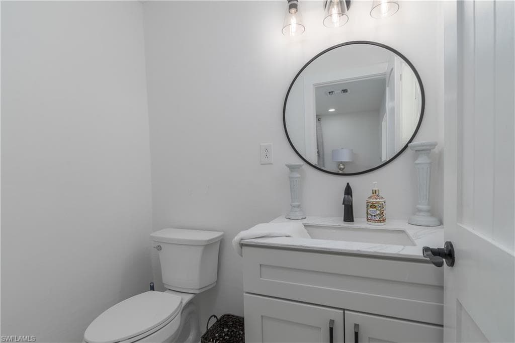 450 Birdsong PL, SANIBEL FL 33957-16