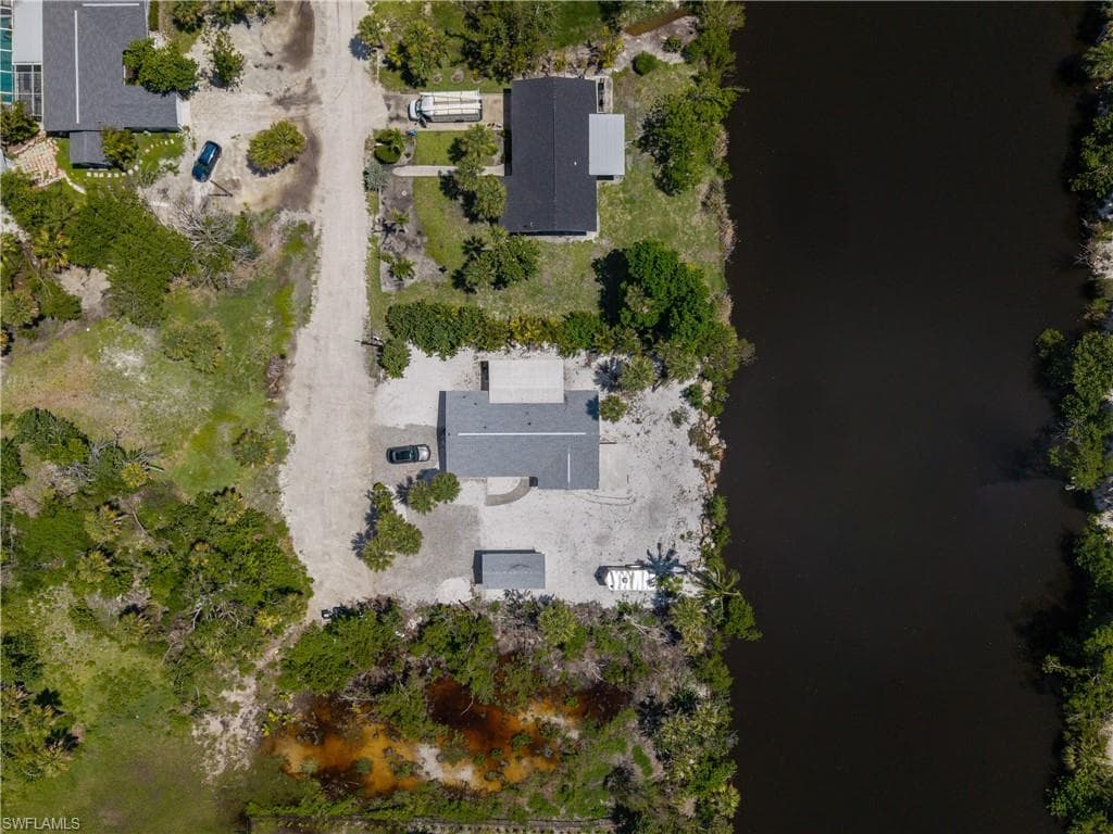 450 Birdsong PL, SANIBEL FL 33957-25