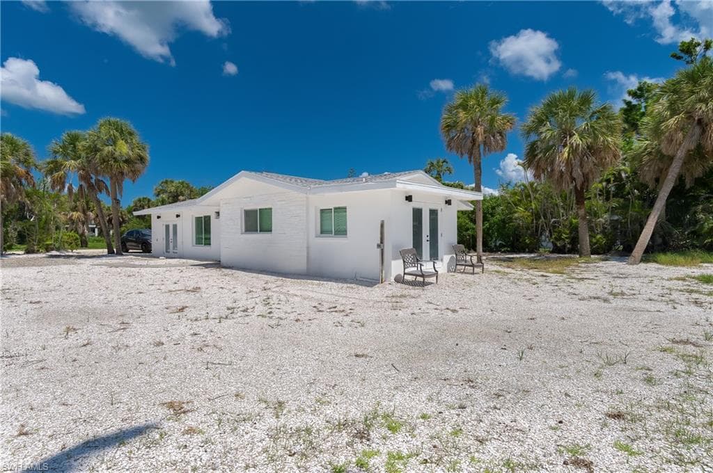 450 Birdsong PL, SANIBEL FL 33957-2