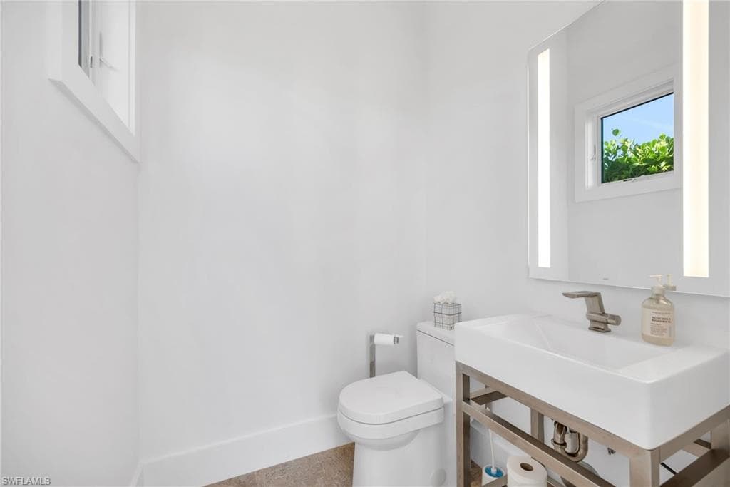 1671 Vinland WAY, NAPLES FL 34105-26