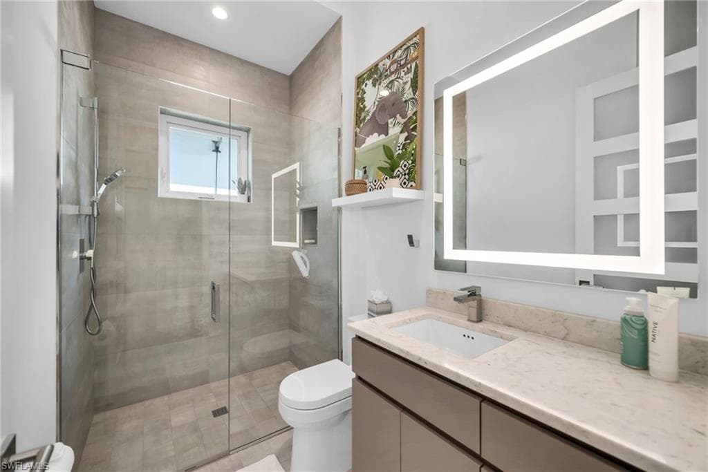 1671 Vinland WAY, NAPLES FL 34105-21