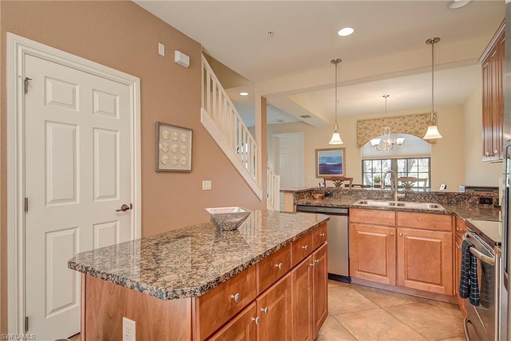 11856 Rocio ST # 2003, FORT MYERS FL 33912-10