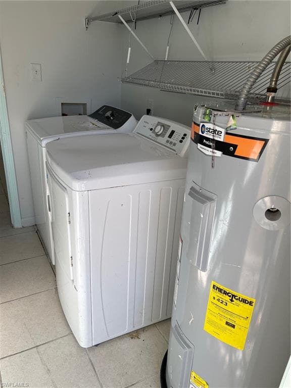 318 Leawood CIR, NAPLES FL 34104-12