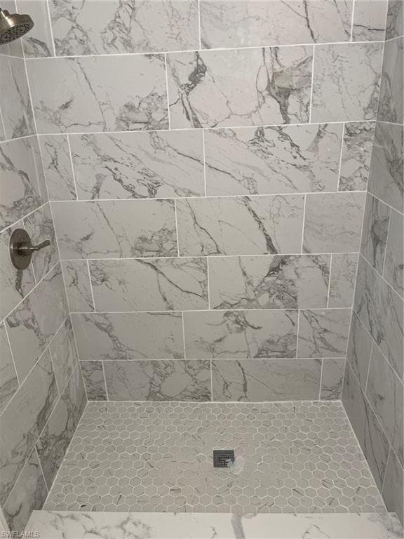 318 Leawood CIR, NAPLES FL 34104-6