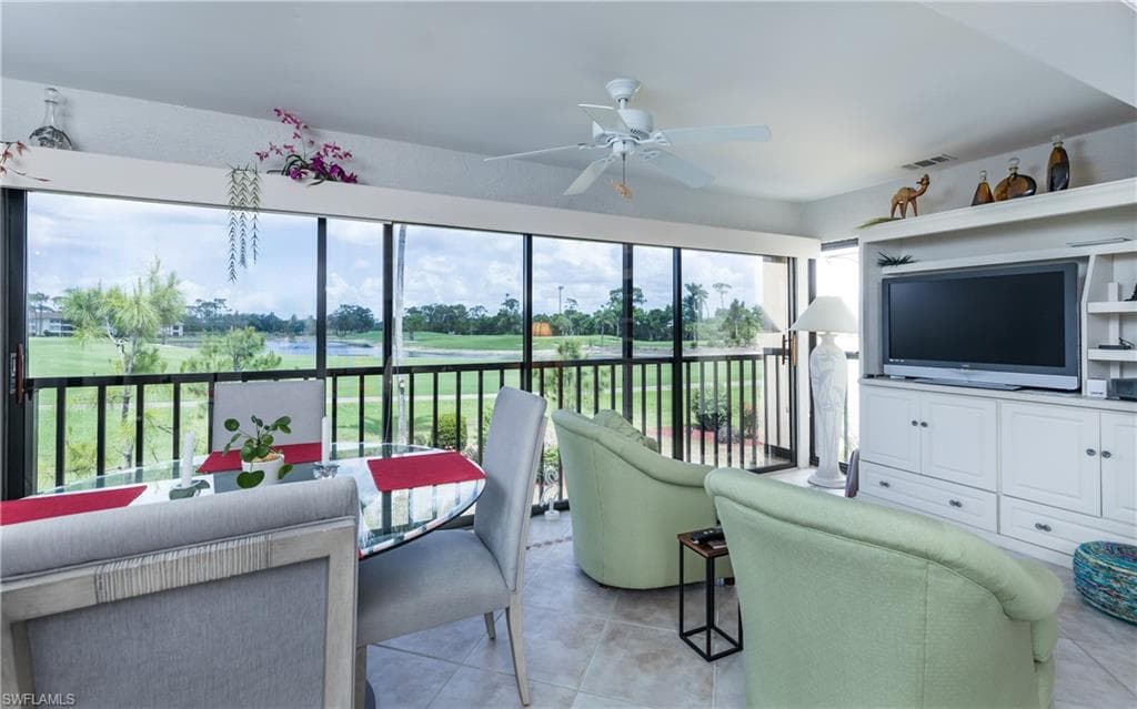 5825 Trailwinds DR # 425, FORT MYERS FL 33907-8