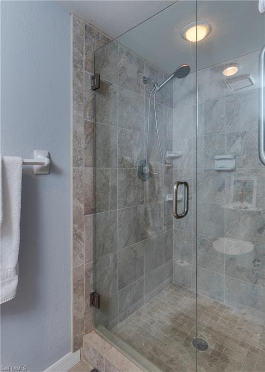 5825 Trailwinds DR # 425, FORT MYERS FL 33907-13