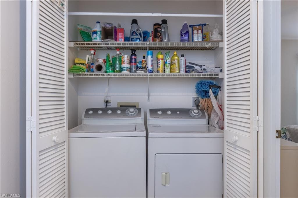 5825 Trailwinds DR # 425, FORT MYERS FL 33907-18