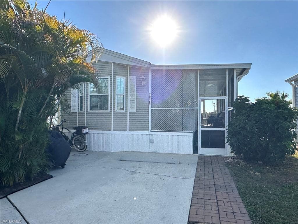 20180 Ponce De Leon DR, ESTERO FL 33928-1
