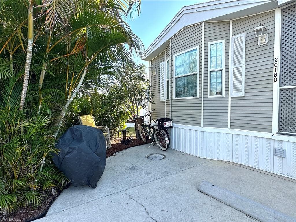 20180 Ponce De Leon DR, ESTERO FL 33928-3