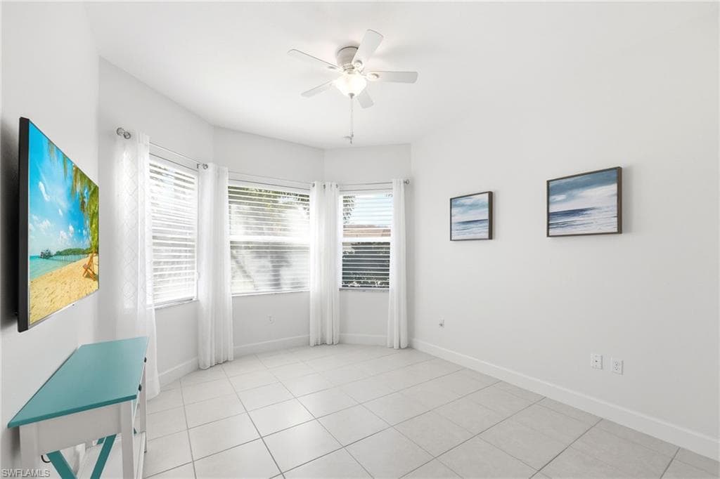 28563 Twain DR, BONITA SPRINGS FL 34135-22