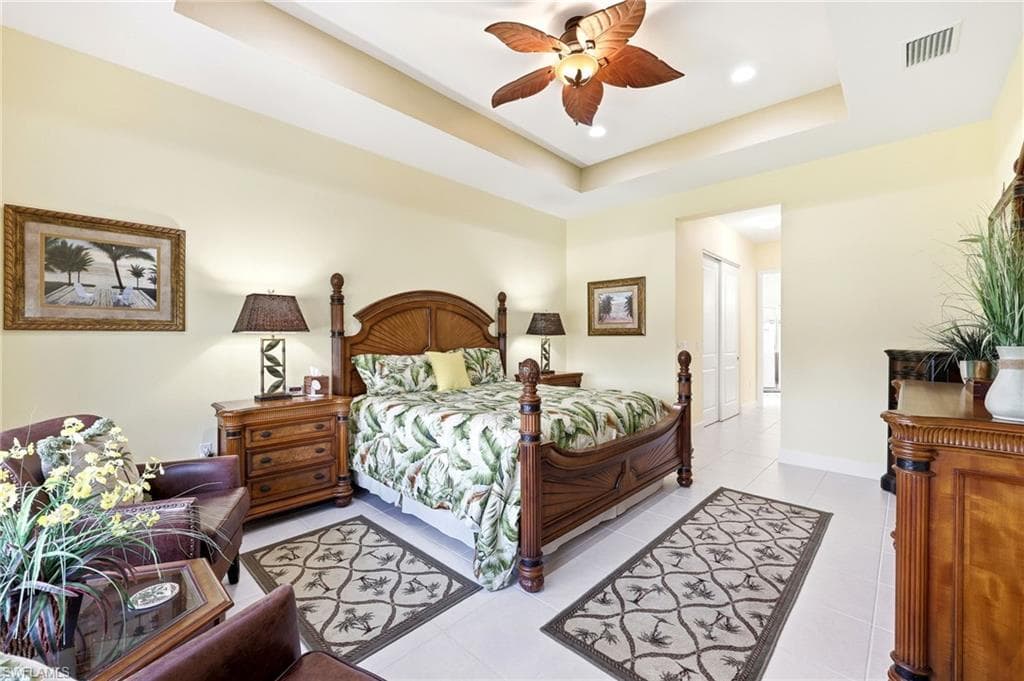 28563 Twain DR, BONITA SPRINGS FL 34135-12