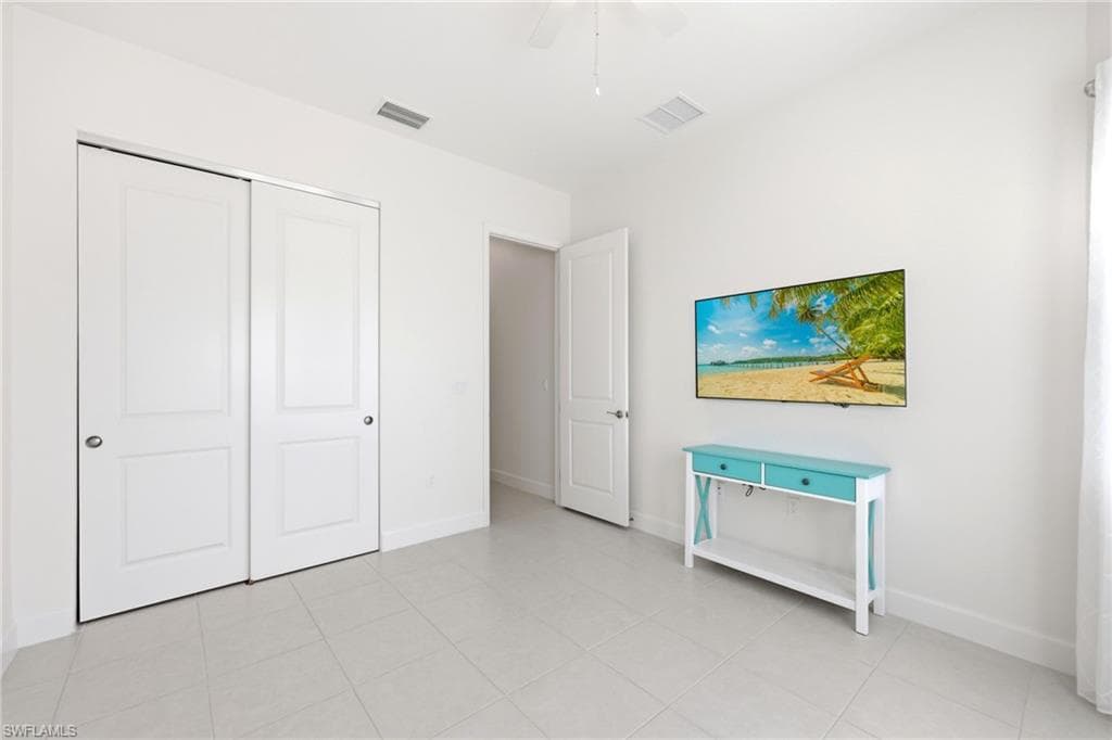 28563 Twain DR, BONITA SPRINGS FL 34135-23