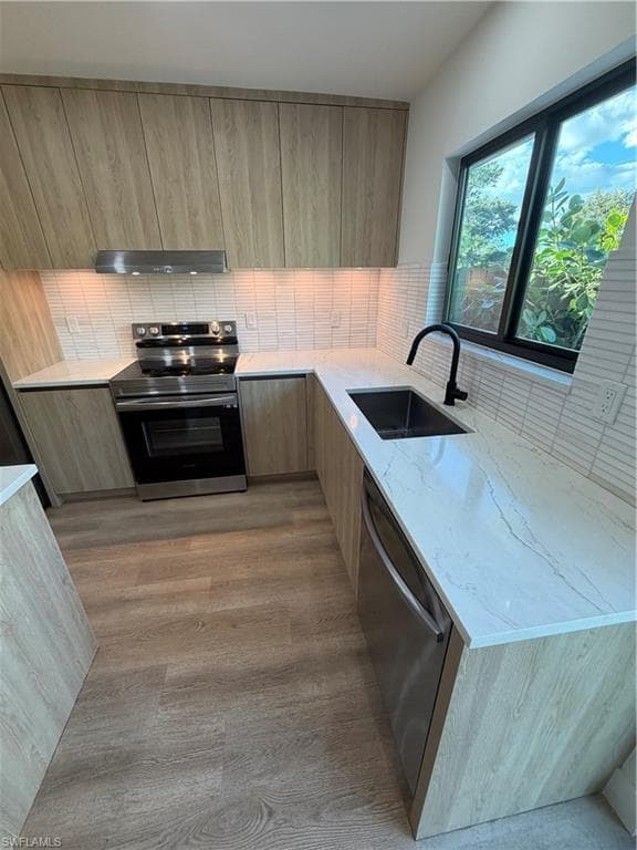 3619 Poplar WAY # B, NAPLES FL 34112-13