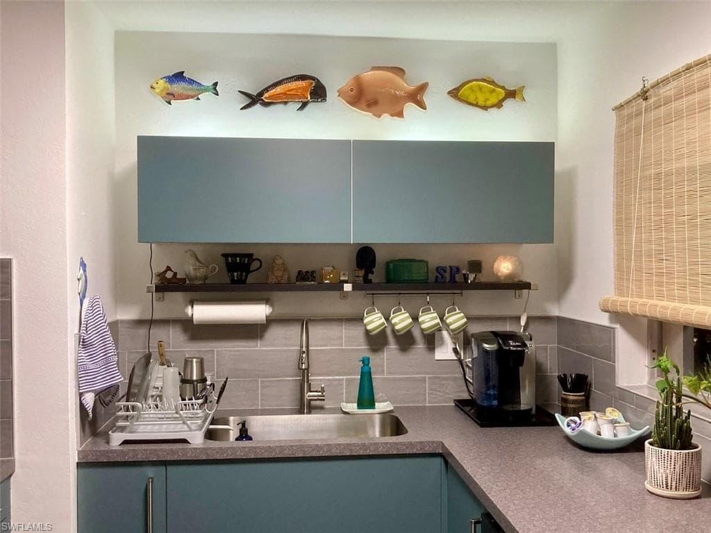 4360 Deleon ST, FORT MYERS FL 33901-5