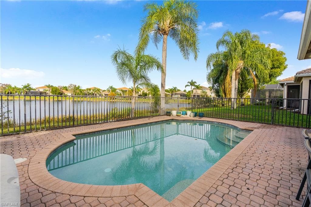 10487 Winged Elm LN-27