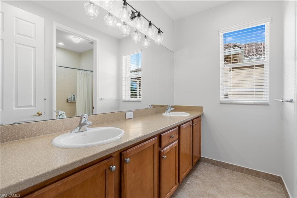 10487 Winged Elm LN-17